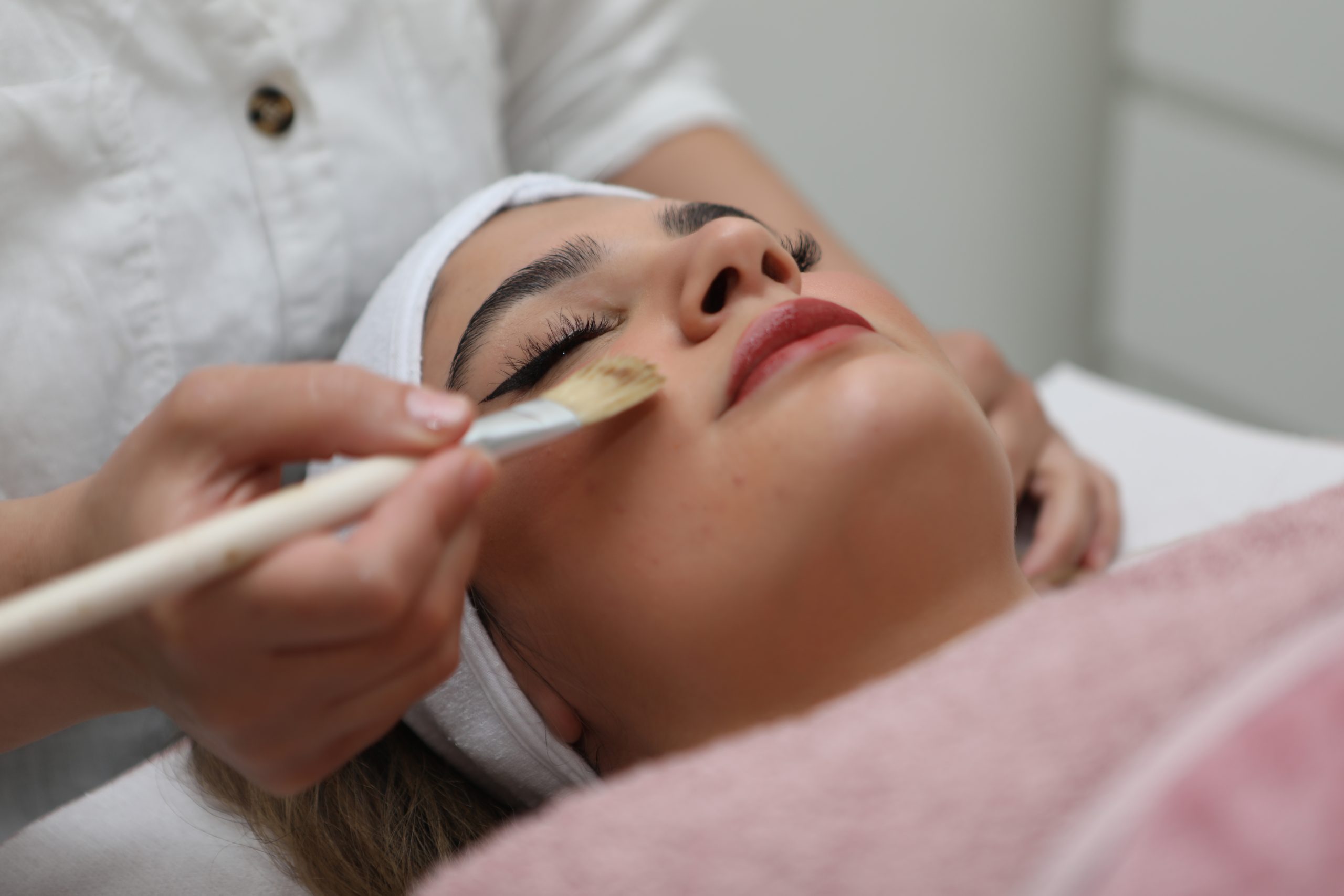 Karizmabeauty.nl - Gezichtsbehandelingen