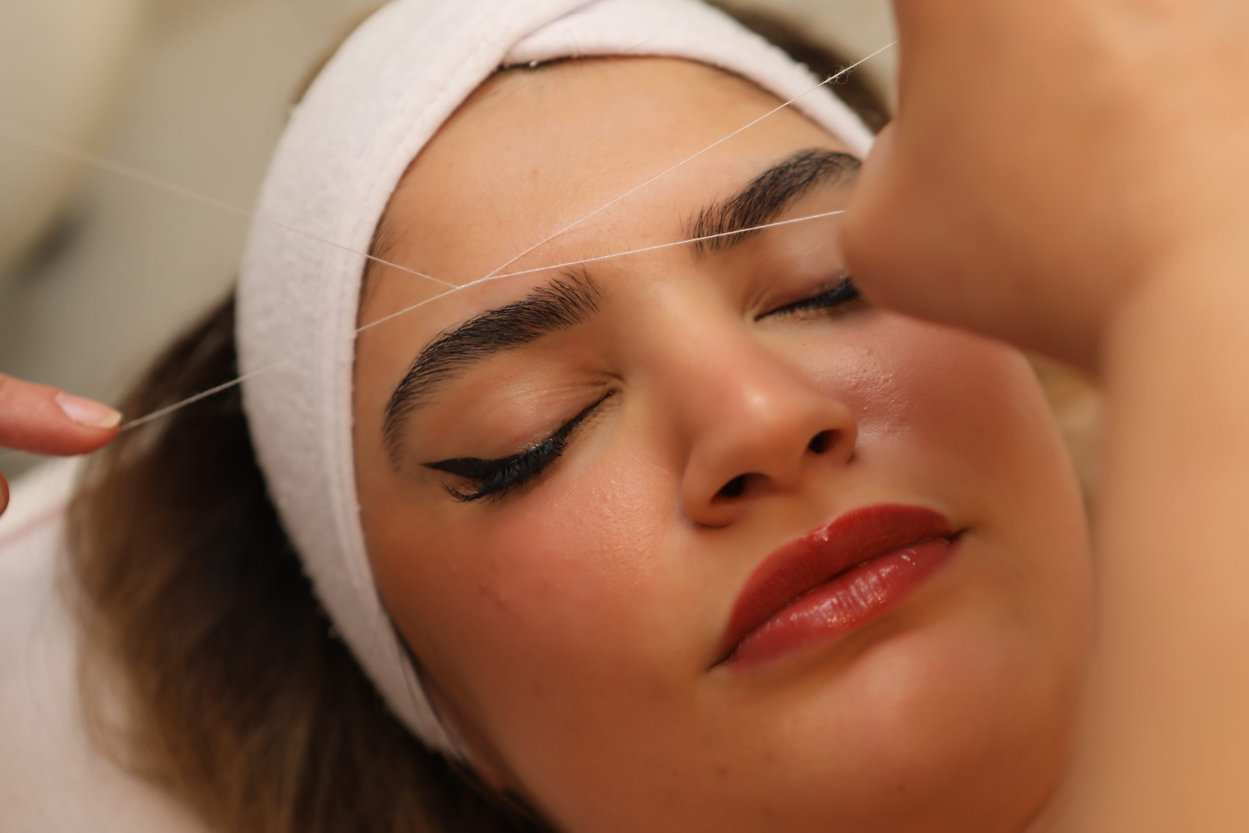 Karizmabeauty.nl - Threading